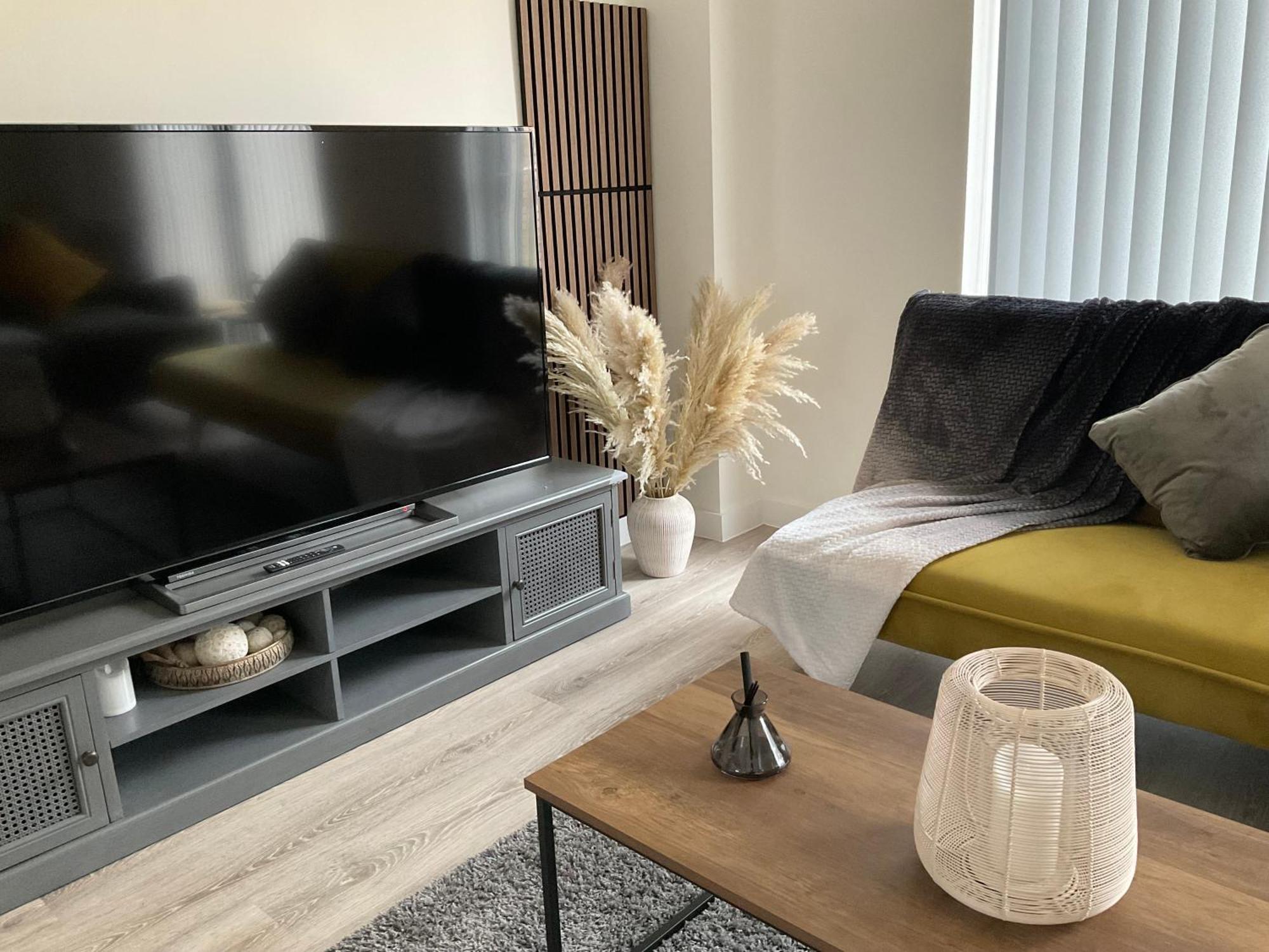 The Parkes A Stylish 3Br House, 5 Mins From Central Birmingham Close To The Edgbaston Stadium, The Hippodrome, Uob, Aston And Bcu, China Town, Kings Heath Bhx Airport And Much More Exterior photo