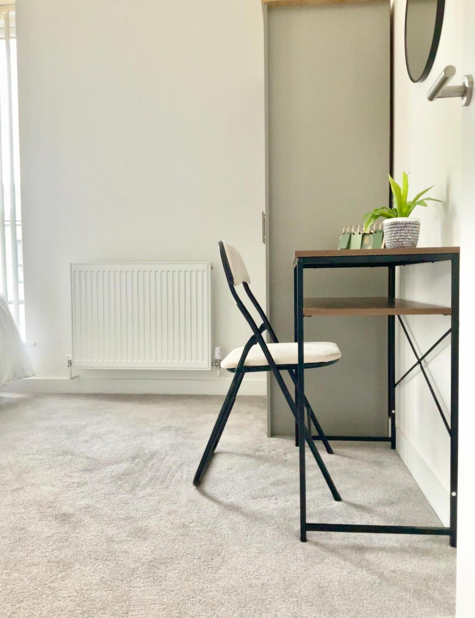 The Parkes A Stylish 3Br House, 5 Mins From Central Birmingham Close To The Edgbaston Stadium, The Hippodrome, Uob, Aston And Bcu, China Town, Kings Heath Bhx Airport And Much More Exterior photo